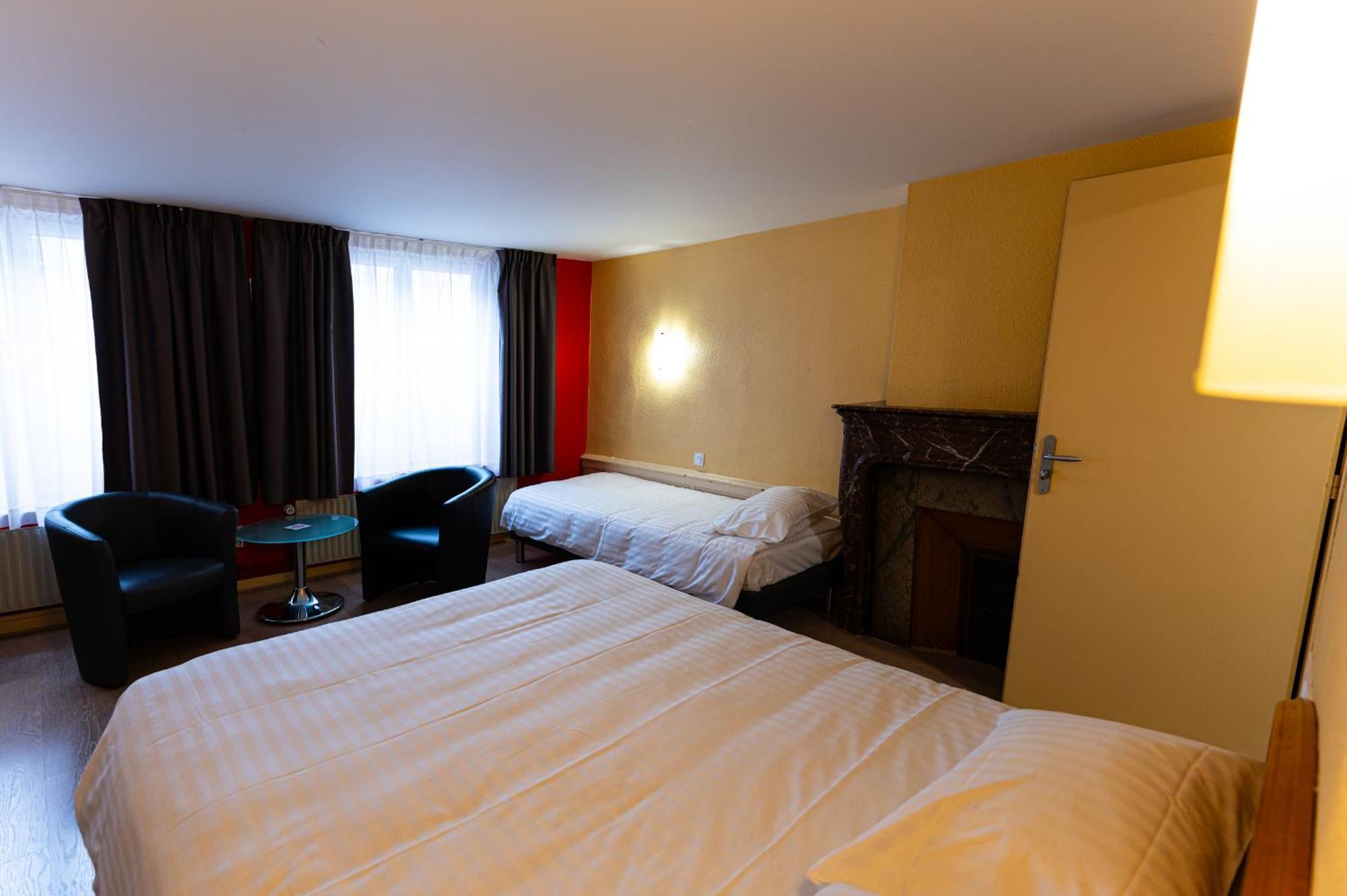 Hotel Cheval De Bronze رُمْيِريمو المظهر الخارجي الصورة