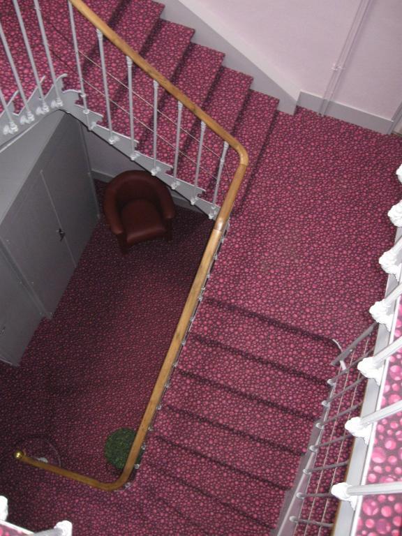 Hotel Cheval De Bronze رُمْيِريمو المظهر الخارجي الصورة