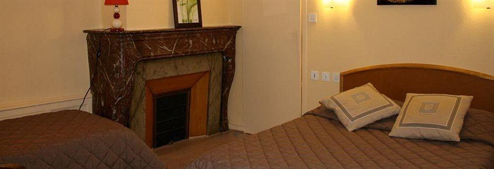 Hotel Cheval De Bronze رُمْيِريمو المظهر الخارجي الصورة